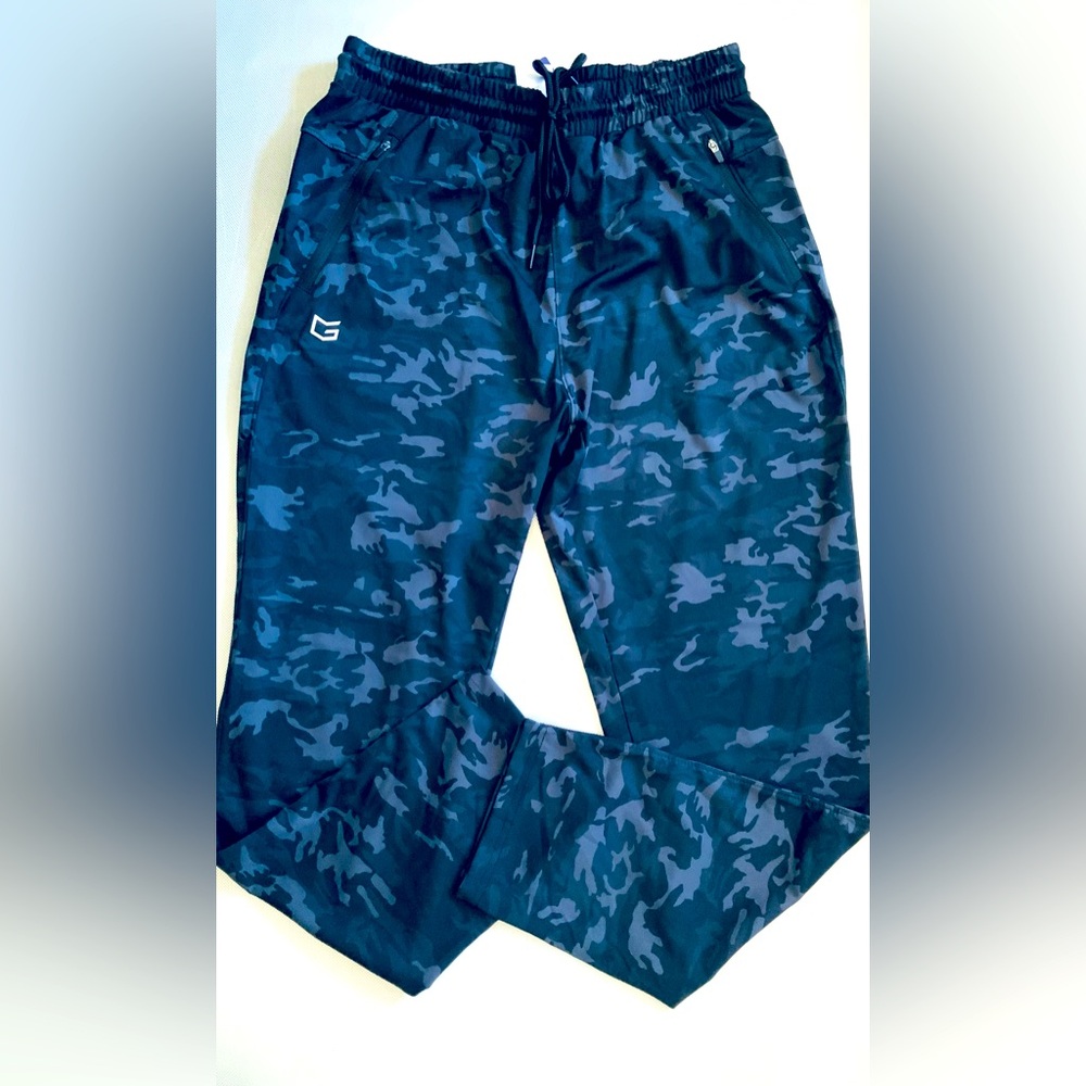 GRADUAL Men’s Sweatpants with Zipper Pocket